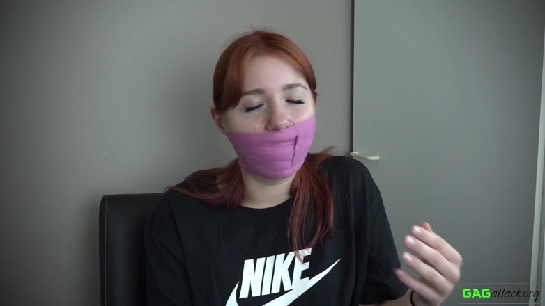 Gag Attack: Red Foxy - disodok berkali-kali