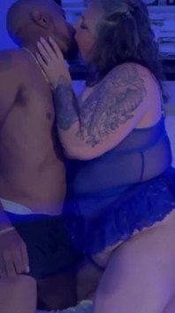 Partea 1 Eve Iubește primește o neagră de la Chris Cardio