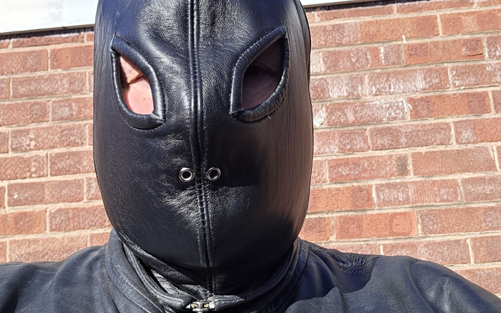 Leatherman63: Leather Gimp