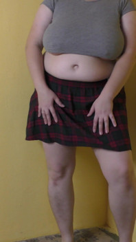 La moglie miLF dominante fa una sega dominazione femminile per un cazzo vergine e usa il suo sperma come materiale di allevamento - Lattiginosa mari