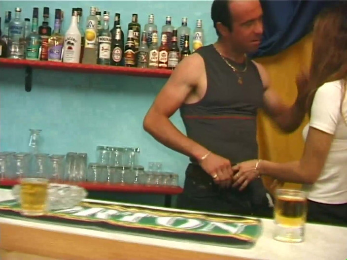 The Unforgettable: 더위 속에서 창녀의 영화! (풀영화)