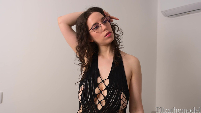 ElizaTheModel: Macecha má otevřený vztah