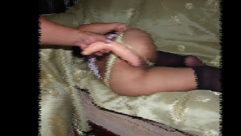 Ali Precio: 내 엉덩이를 즐기는 남편, 딜도로 사진 촬영