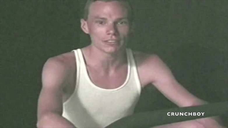 GAY VINTAGE PORN: This boys is abbel to auto self sucking for fun