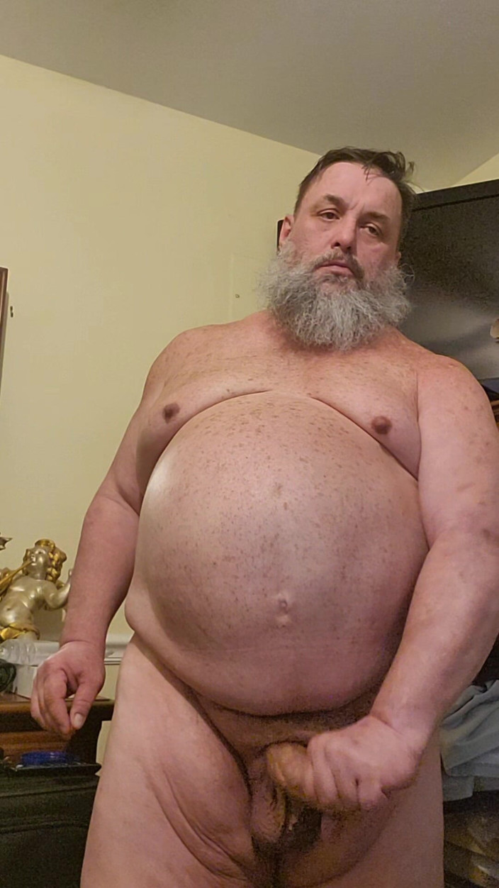 GeneWadexxx: Wielki Niedźwiedź Bates jego wielki kutas w niedzielę