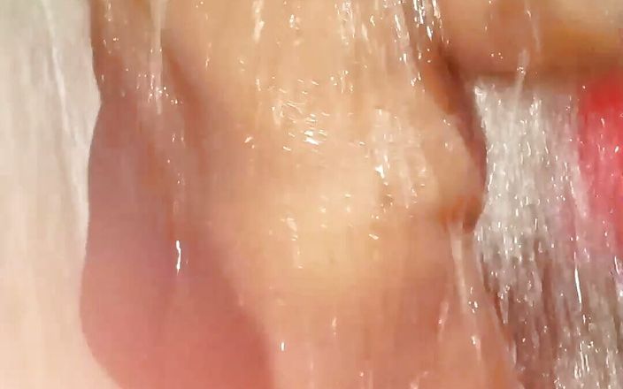 BD couple: インドのセクシーな女の子シャワービデオ。