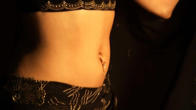 Bollywood Nudes: Deva Dassis Танець живота