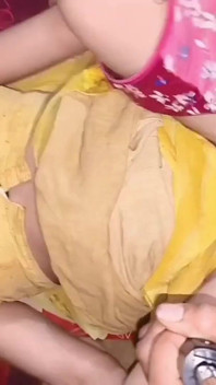 จันวีภา��ีถูกพี่เขยเย็ดครั้งแรกในห้องนอน