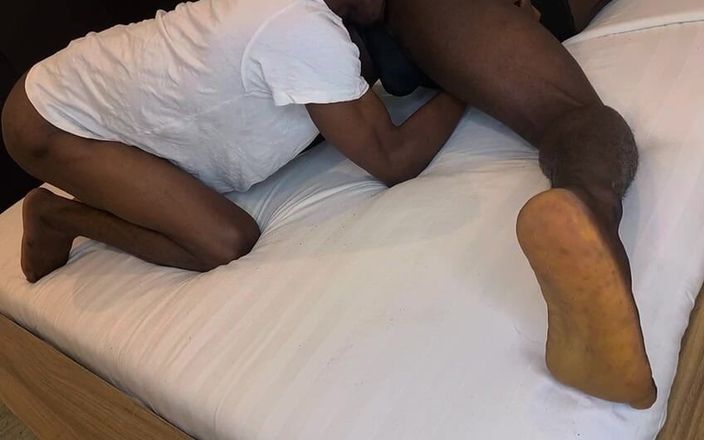 Demi sexual teaser: 早朝の黒人の男の子はパート1をファック