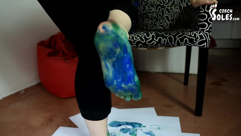 Czech Soles - foot fetish content: पैर और तलवे पेंटिंग और एकमात्र स्प्रिंट