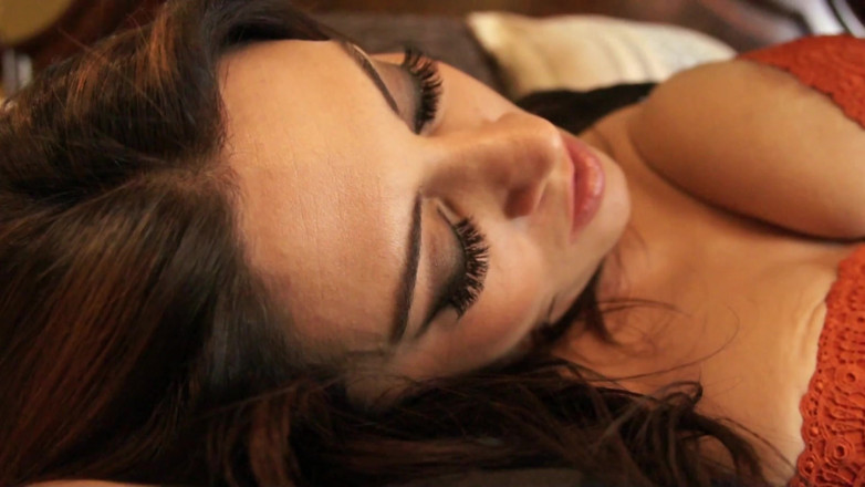 We heart Pron: Sexy brunette raylene get recorded while having sex with her...