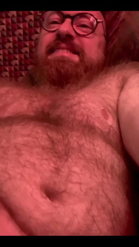 A Little Friend Wanted to Pop Out and Say Hi so I Just Had to Take a Quick Vid on My Phone