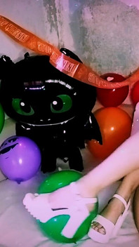 Yvie Lowe - Halloween-ballonparty