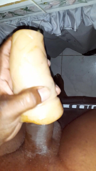 Islandvibes69: Jerking off S11 E5