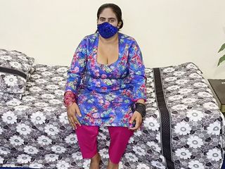 Raju Indian porn: Huge Tited Desi Pakistani Aunty Masturbating by Large Dildo
