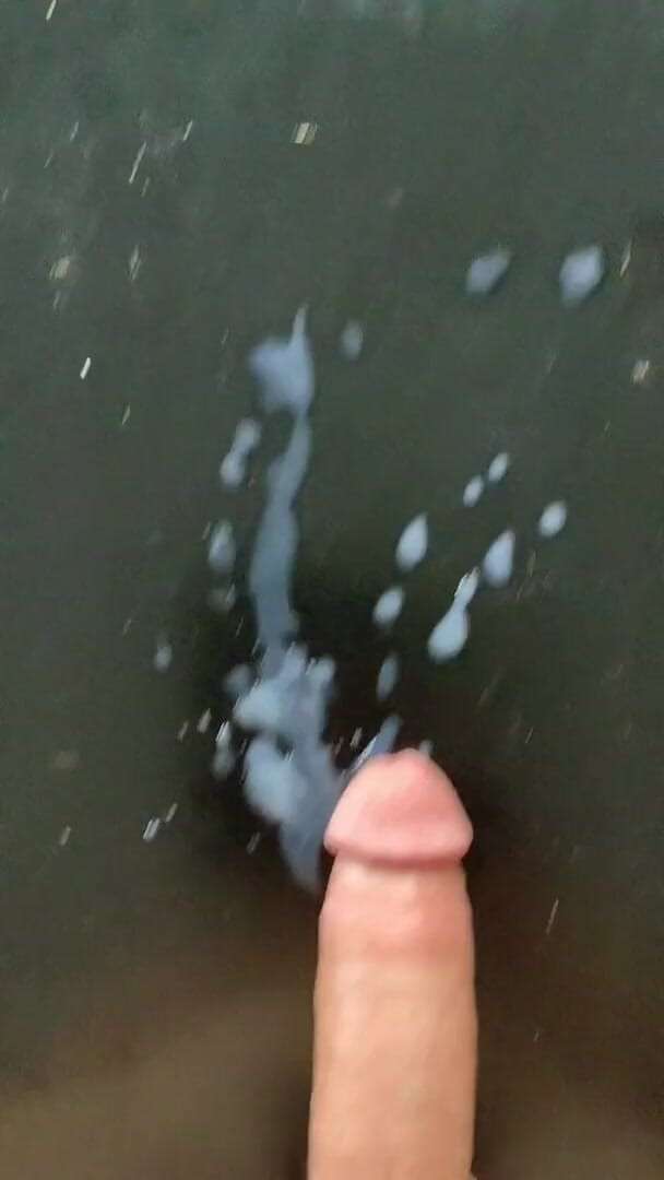 Edging4u89: 精液のコックトンを吊るした