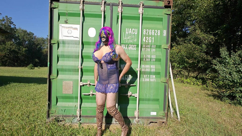 Jon Screcrow: Crossdresser Outside Masturbation Sessions