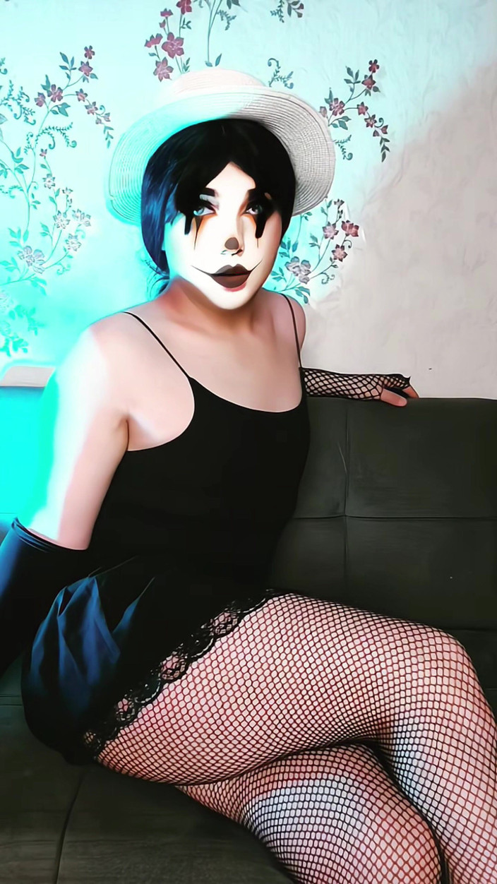 Kitty_Cross: Soirée mini-robe, tapette blanche, gros cul, gros cul, travesti, femboy,...