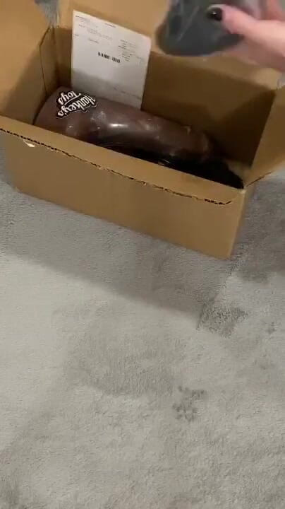 Jamie French: Quick Unboxing Video!