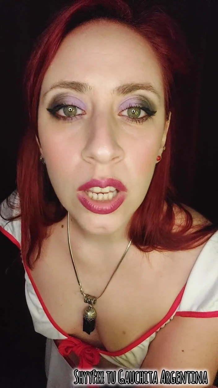 Tu Gauchita Argentina: Vaše sexy nevlastní sestra zkouší sexy kostýmy pro vás! JOI...