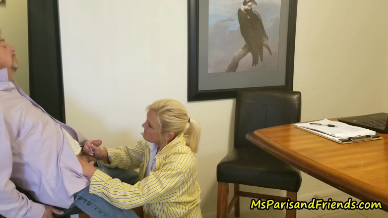 Ms Paris and Friends: Paris recompensa seu melhor vendedor