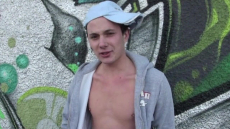 Gaybareback: Theo šuká se svým nejlepším hetero kamarádem