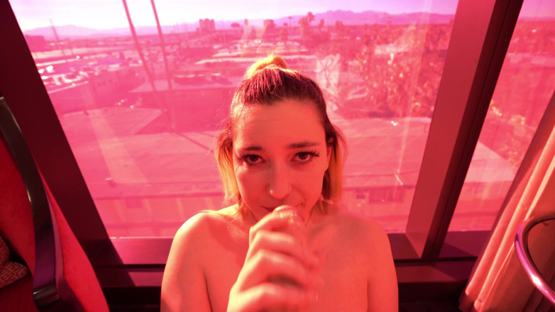 Conor Coxxx: Poslední den ve Vegas: Conor &amp;amp; Katie Roztápí hotelový pokoj