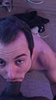 Büyük büyük siyah yarak destorys twink