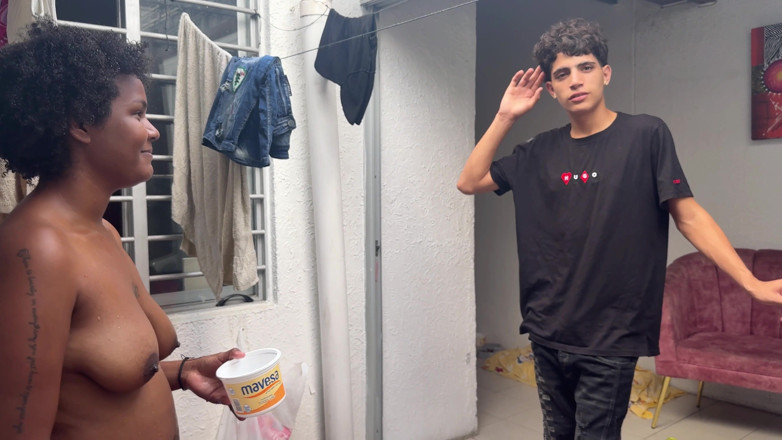KenaySexxx: Trekant med min styvson och hans styvsyster slutar i en...