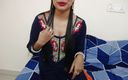 Saara Bhabhi: Indiska Indu Chachi Bhatija sexvideor Bhatija försökte flirta med moster