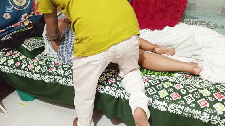 Rayhan0099: L'arrapante sorellastra sexy del bangladesh romanticismo in casa