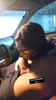 Eu chupei o pau grande do Uber