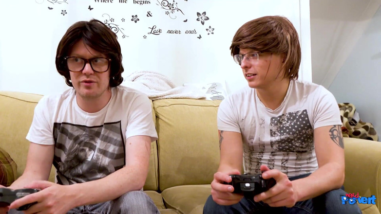 Nerd Pervert: Poppymcquireboyfriendplay