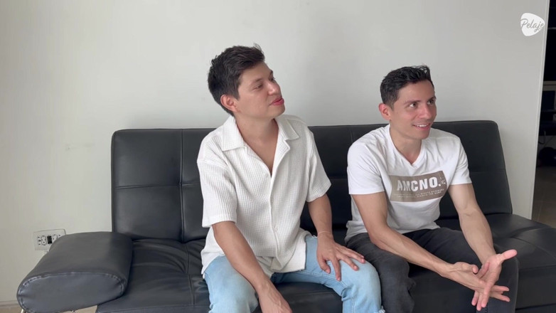 relaxingadrian: Di casting porno pertama saya, saya berhubungan seks dengan pria...