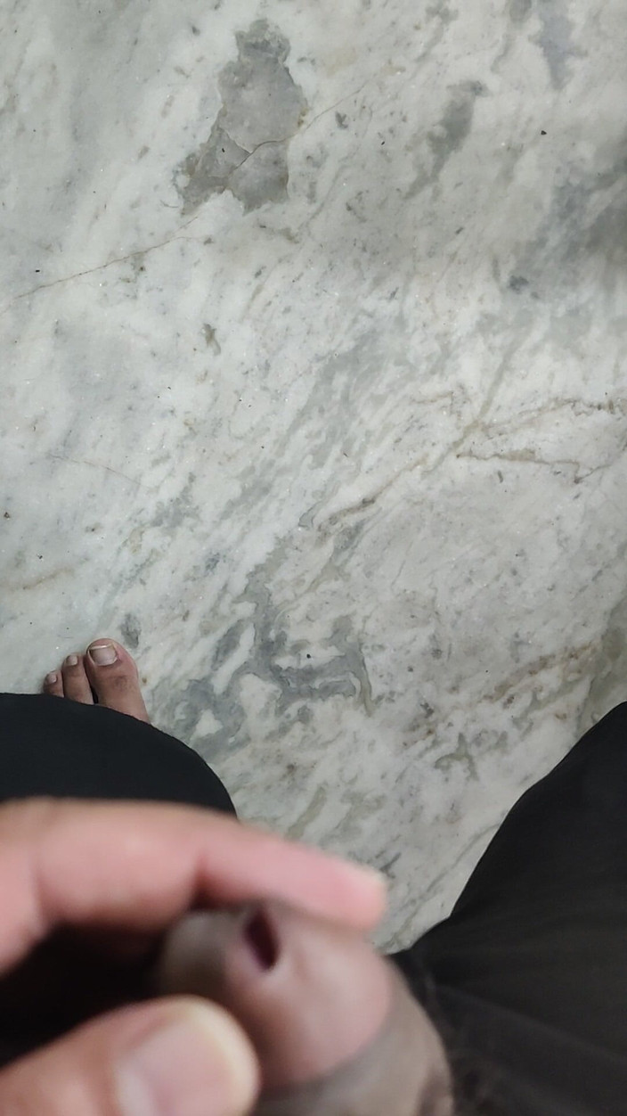 Mysterious island: Penghargaan untuk Mary John