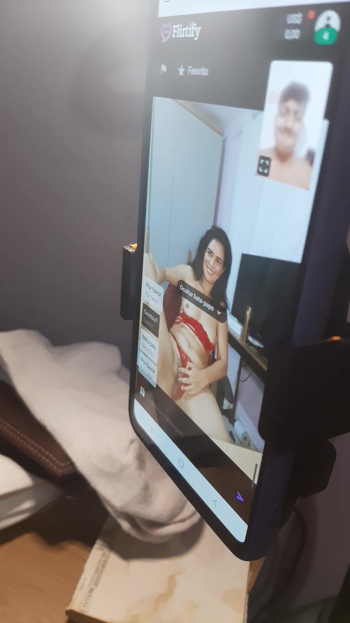 Renatinharj: 바네시냐는 나를 위해 많은 것을 과시했습니다