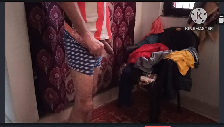 Desi__Panda: Первый раз держи мой сводный брат, большой хуище в руке