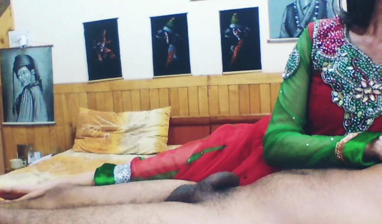 Bolly Karma: Lucah Intim yang cantik