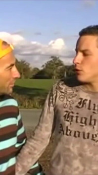 Mladá heterosexuální ošukaná mým XXL ptákem na výstavním venkovním místě