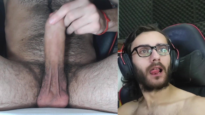 LapijARG: 20 Centimeter Penis Pumping a Lot of Milk, with My...