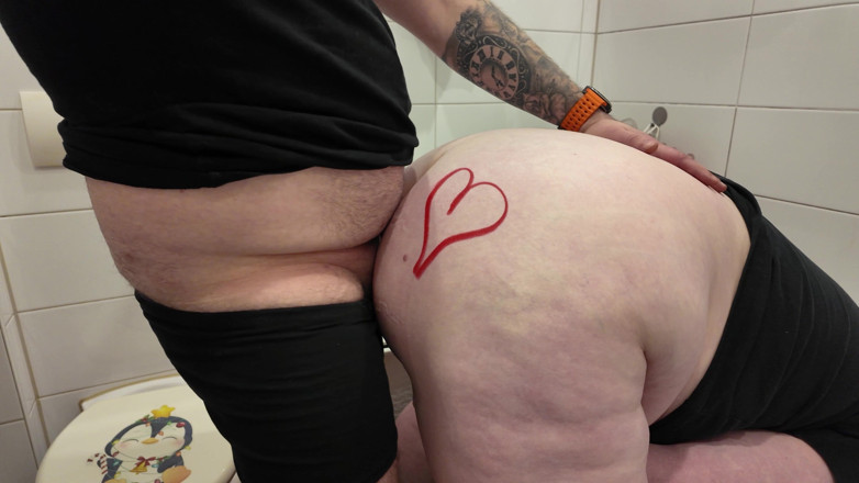 Twittiy: Sessione Di Sesso Con La Mia Sottomessa Preferita, in Lingerie...