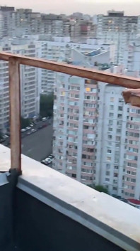 Lezdom spucken und rauchen, demütigung mit double domme
