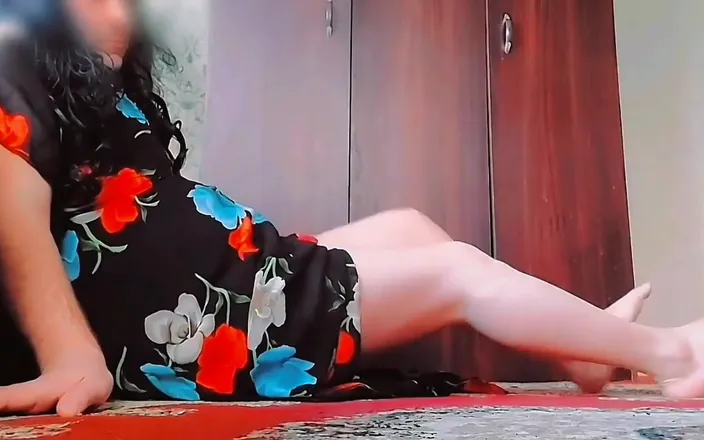Kitty_Cross: Sissy Mtf Hot Slut Two Horny Dresses Performing White Twink...