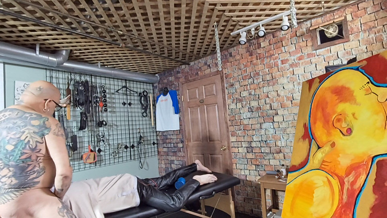 City hog: Rover bekerja suami / atasannya