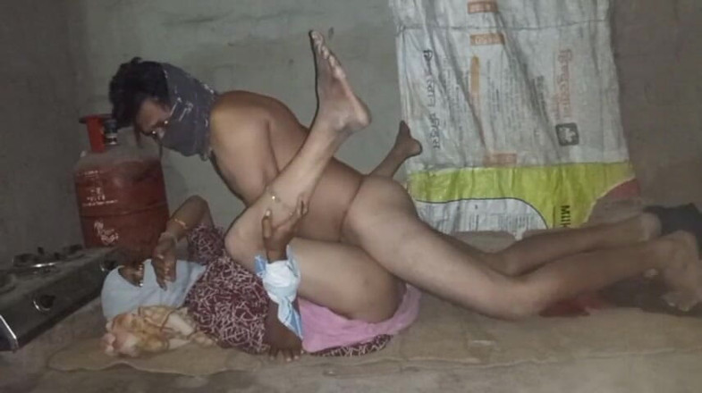 KMM: Marathi Bhabhi lund Chusai Marathi 妻子 lund Chusai