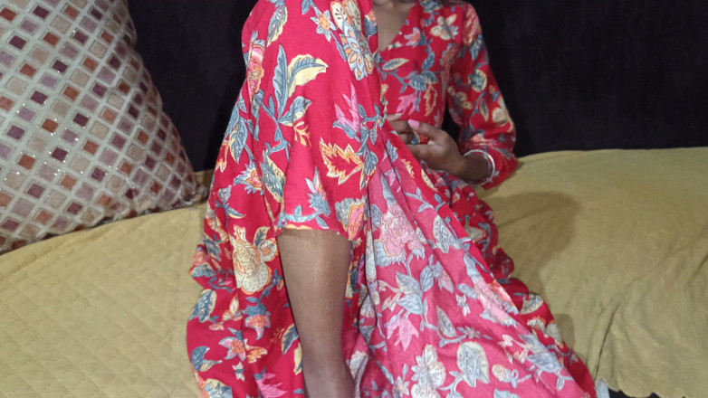 Truefuker: Sexy Bhabi Ki Chudai Uske Purane Aahiq Ne Pela