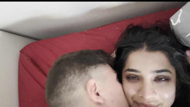 Yasmina Khan: Het passionerad amatör kul med Brady Bud