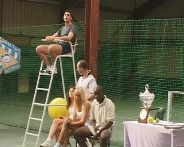 Videos Francaises: Pemain tenis Perancis kelas atas dikongkek keras dalam pesta seks...