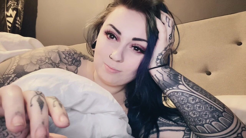 Miss Valentina: Mesageria unui alt tip ignorare