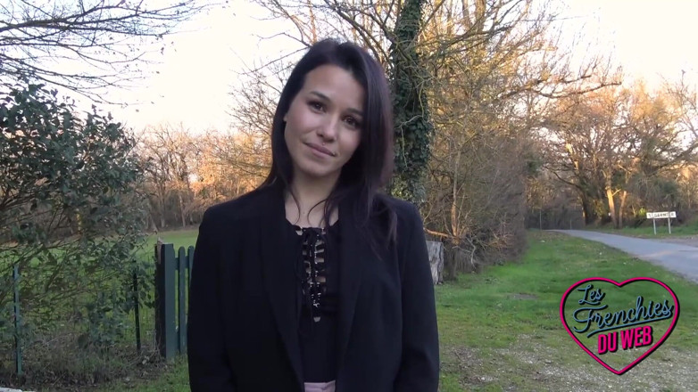 The Frenchies of the web: Melia, a Naughty Girl Discovering the Pleasures of the Flesh